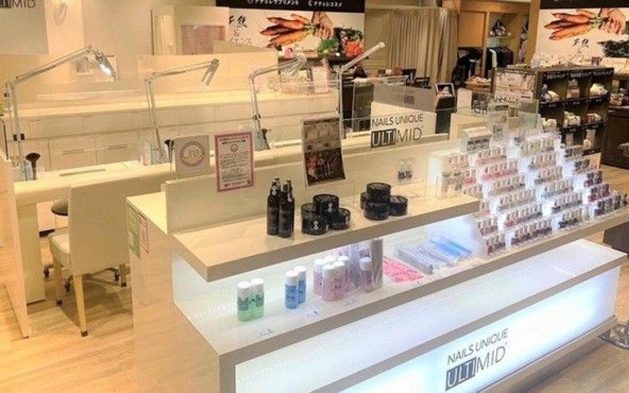 ネイルズユニーク【あべのハルカス近鉄本店】