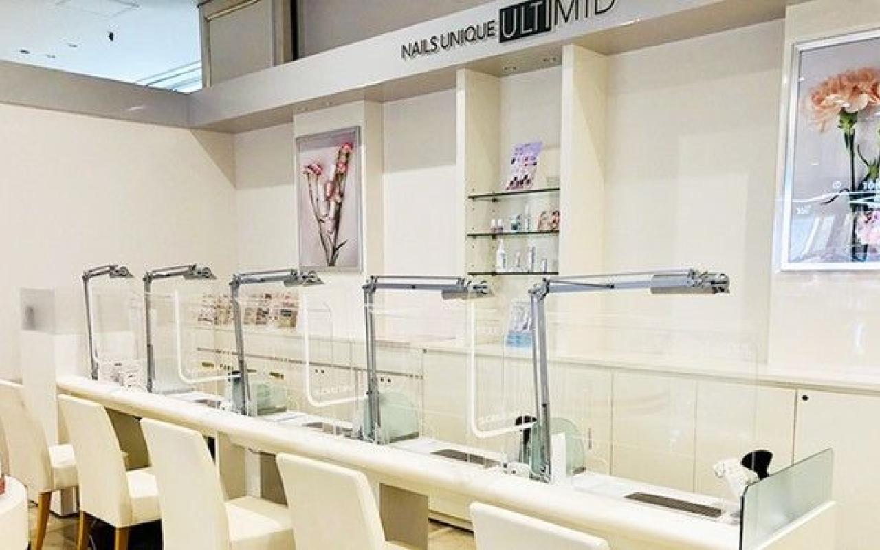 ネイルズユニーク【福岡三越店】